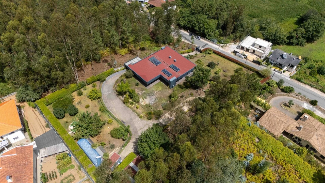 Moradia T3 para Venda em São Roque Foto 41