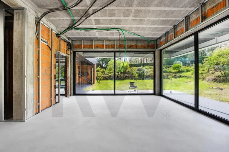 Moradia T3 para Venda em São Roque Foto 23