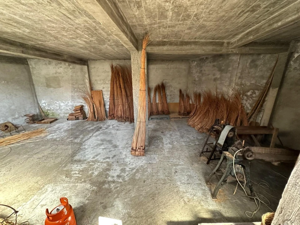 Armazém para Venda em Camacha Foto 10