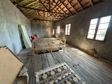 Armazém para Venda em Camacha