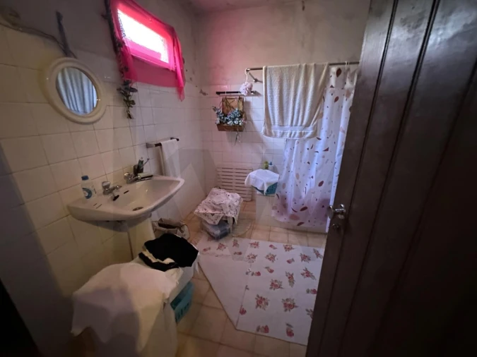 Armazém para Venda em Camacha Foto 4