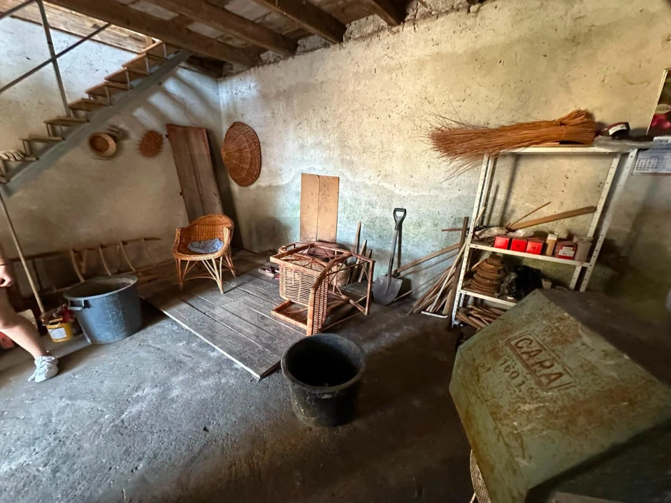 Armazém para Venda em Camacha Foto 2