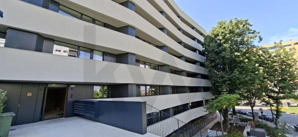 Apartamento T2 para Arrendamento em Paranhos