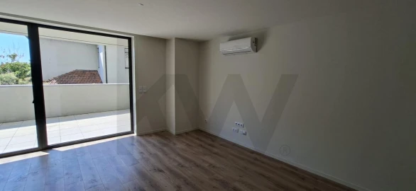 Apartamento T2 para Arrendamento em Paranhos