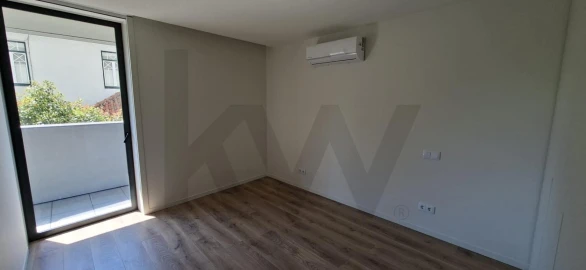 Apartamento T2 para Arrendamento em Paranhos
