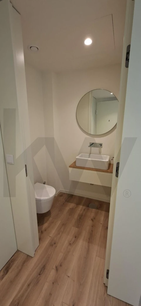 Apartamento T2 para Arrendamento em Paranhos