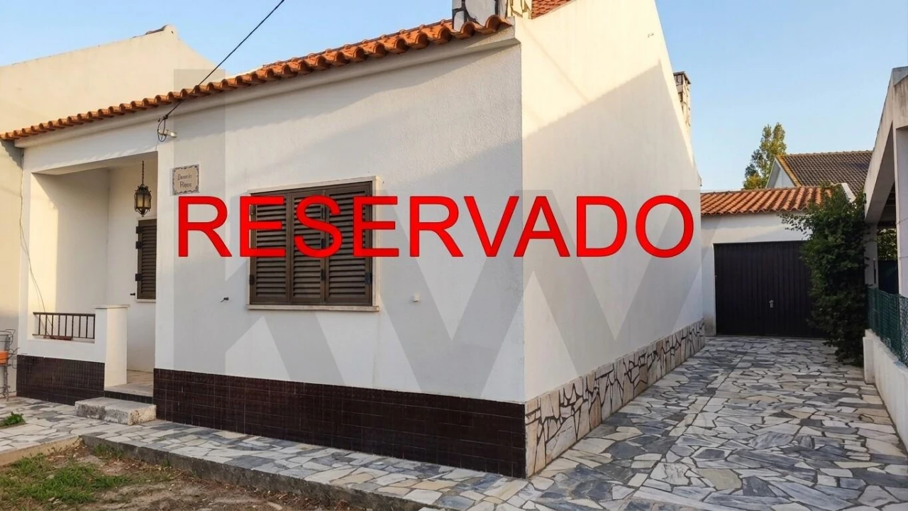Moradia T2 para Venda em Azeitão (São Lourenço e São Simão) Foto 17