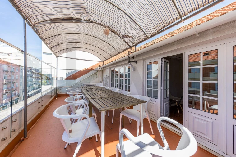 Apartamento T5 para Venda em Arroios Foto 25