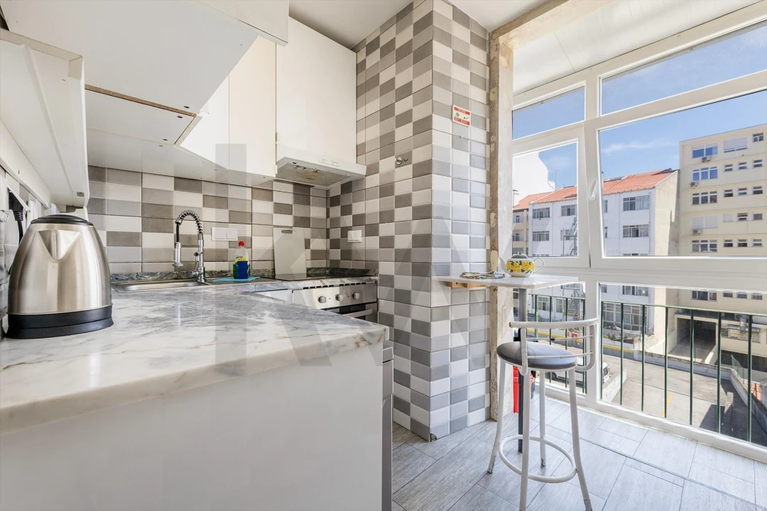 Apartamento T5 para Venda em Arroios Foto 10