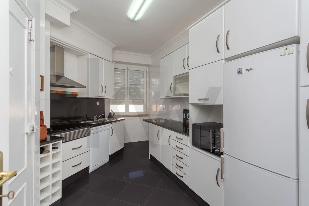 Apartamento T3 para Venda em Areeiro Foto 17