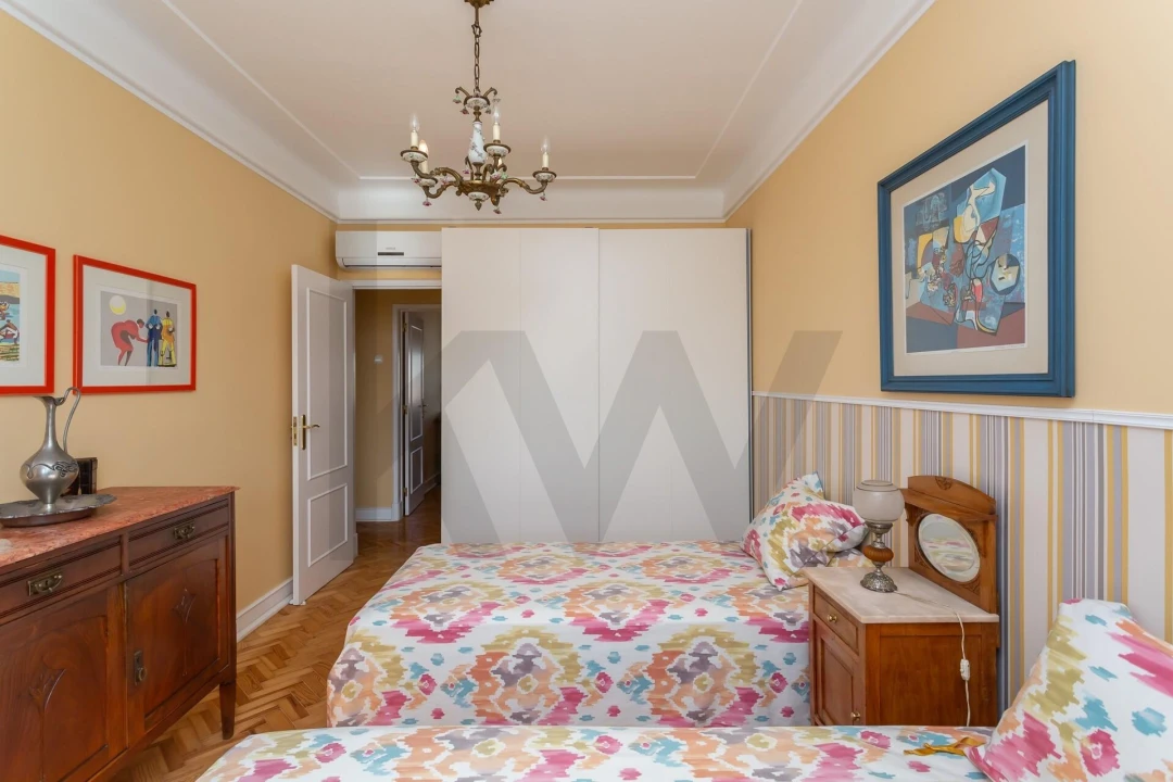Apartamento T3 para Venda em Areeiro Foto 37