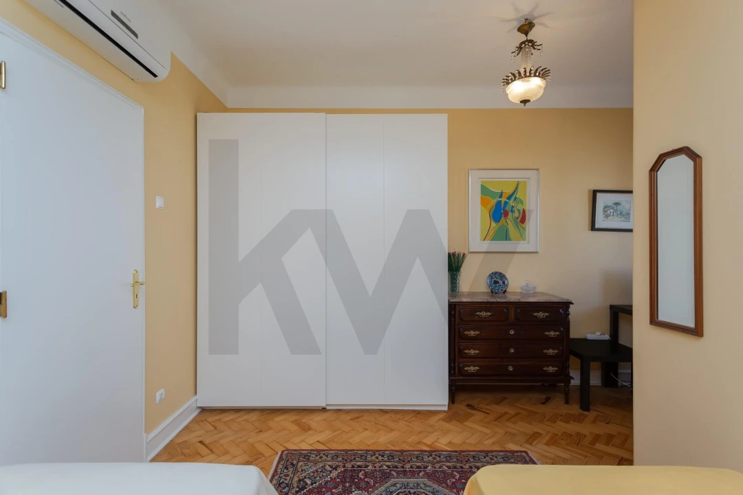 Apartamento T3 para Venda em Areeiro Foto 32