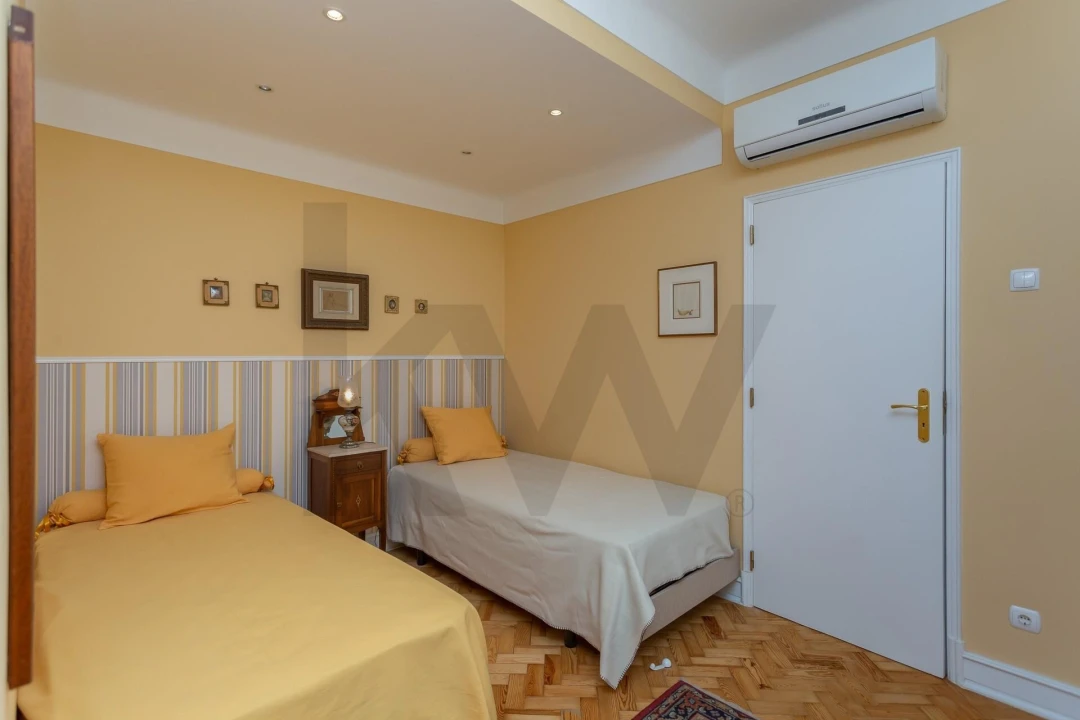 Apartamento T3 para Venda em Areeiro Foto 30