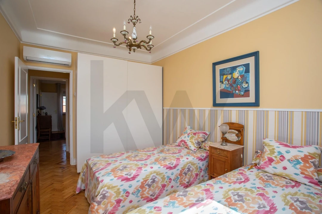 Apartamento T3 para Venda em Areeiro Foto 38