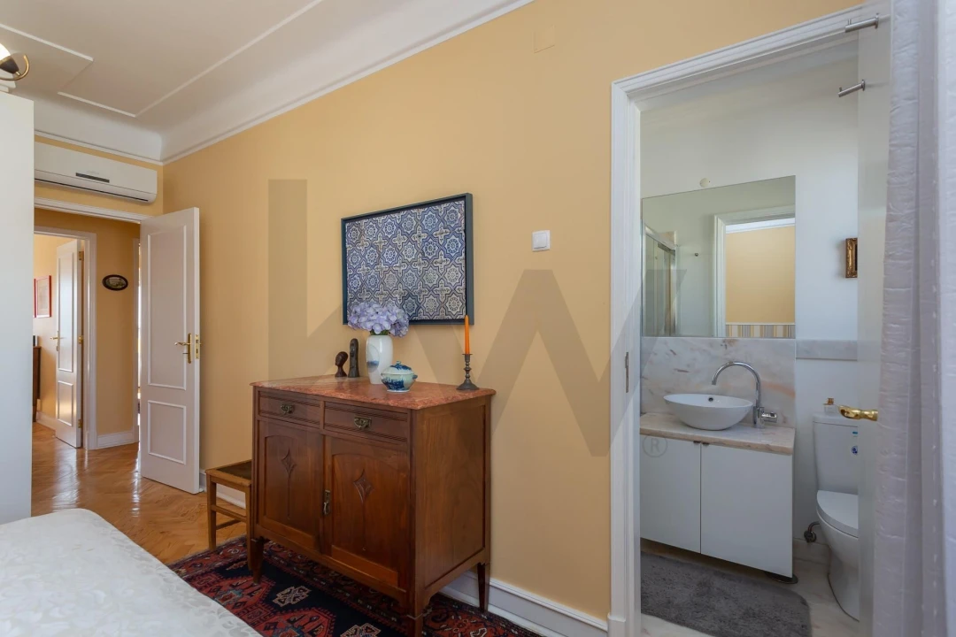 Apartamento T3 para Venda em Areeiro Foto 25