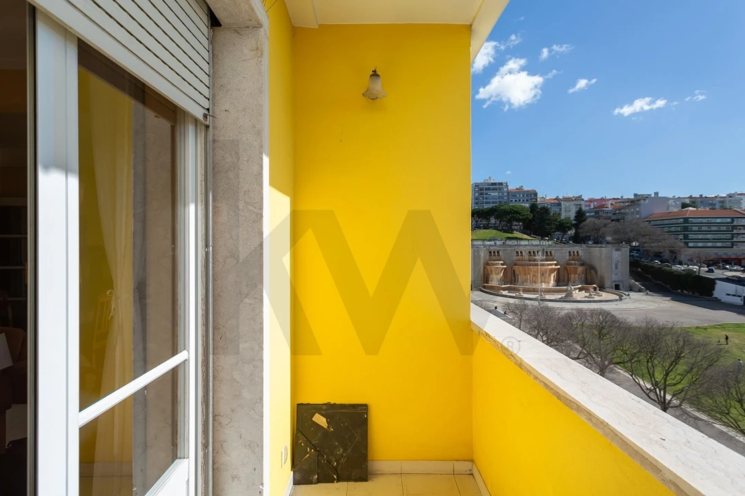 Apartamento T3 para Venda em Areeiro Foto 12