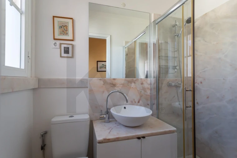 Apartamento T3 para Venda em Areeiro Foto 35