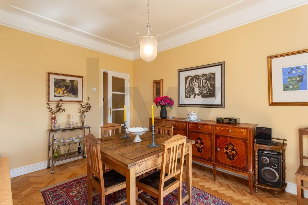 Apartamento T3 para Venda em Areeiro Foto 11