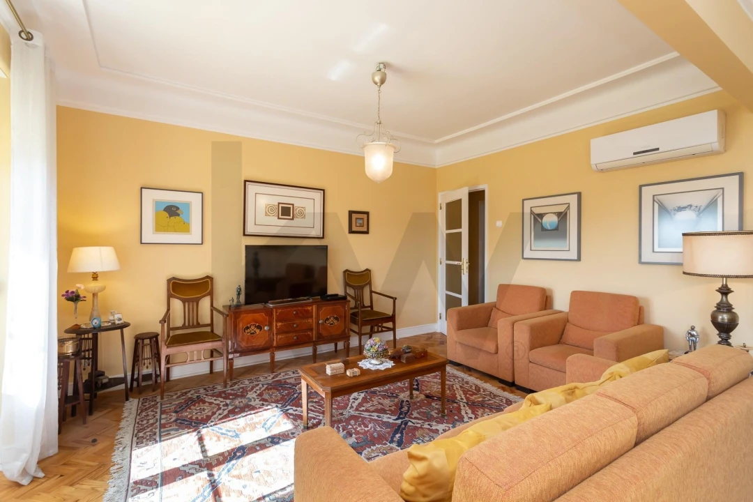 Apartamento T3 para Venda em Areeiro Foto 7