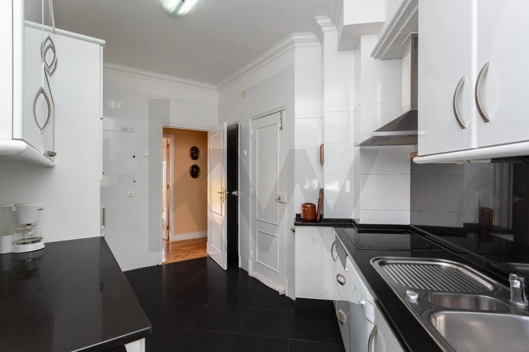 Apartamento T3 para Venda em Areeiro Foto 21