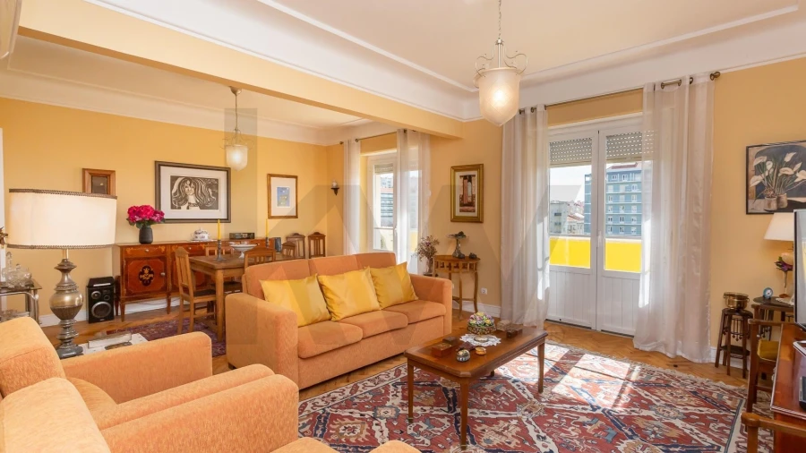 Apartamento T3 para Venda em Areeiro