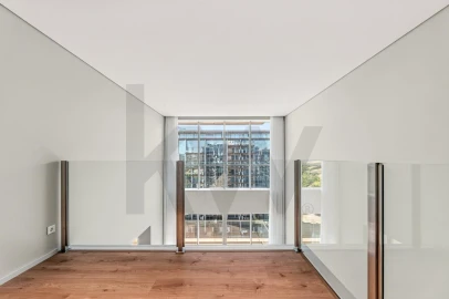 Apartamento T3 para Venda em Algés, Linda-A-Velha e Cruz Quebrada-Dafundo