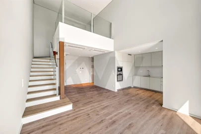 Apartamento T3 para Venda em Algés, Linda-A-Velha e Cruz Quebrada-Dafundo