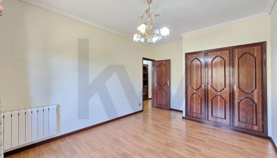 Moradia T3 para Arrendamento em Oliveirinha Foto 30