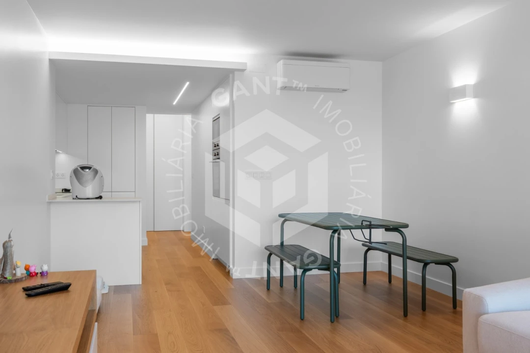Apartamento T1 para Venda em Costa da Caparica Foto 10