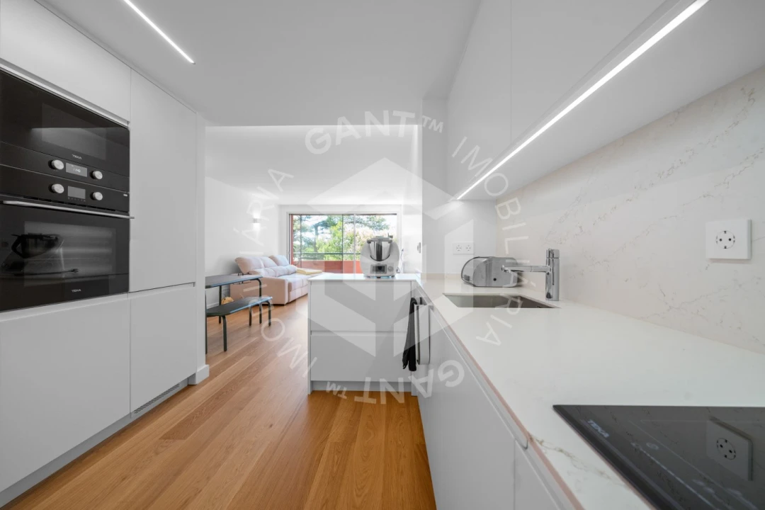 Apartamento T1 para Venda em Costa da Caparica Foto 13