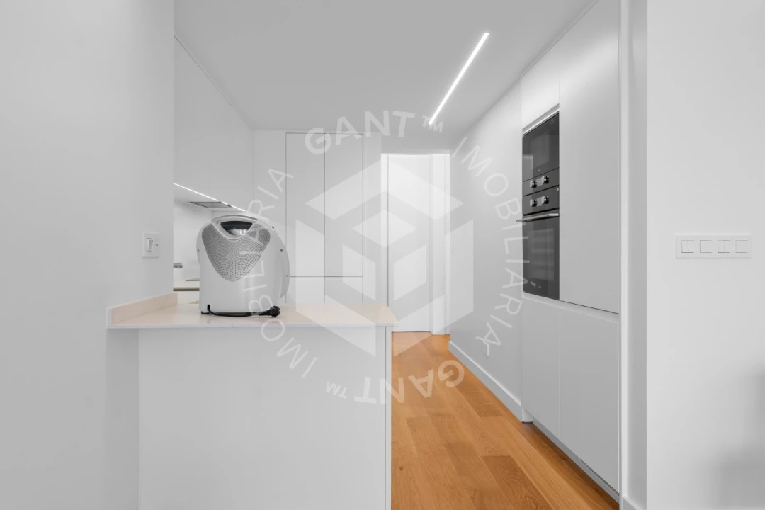 Apartamento T1 para Venda em Costa da Caparica Foto 14