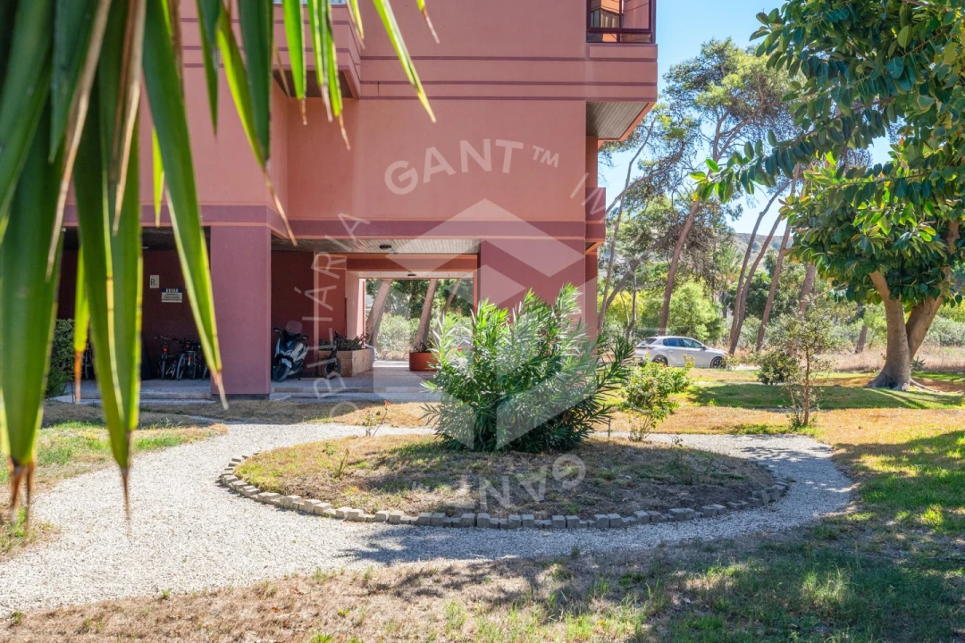 Apartamento T1 para Venda em Costa da Caparica Foto 24