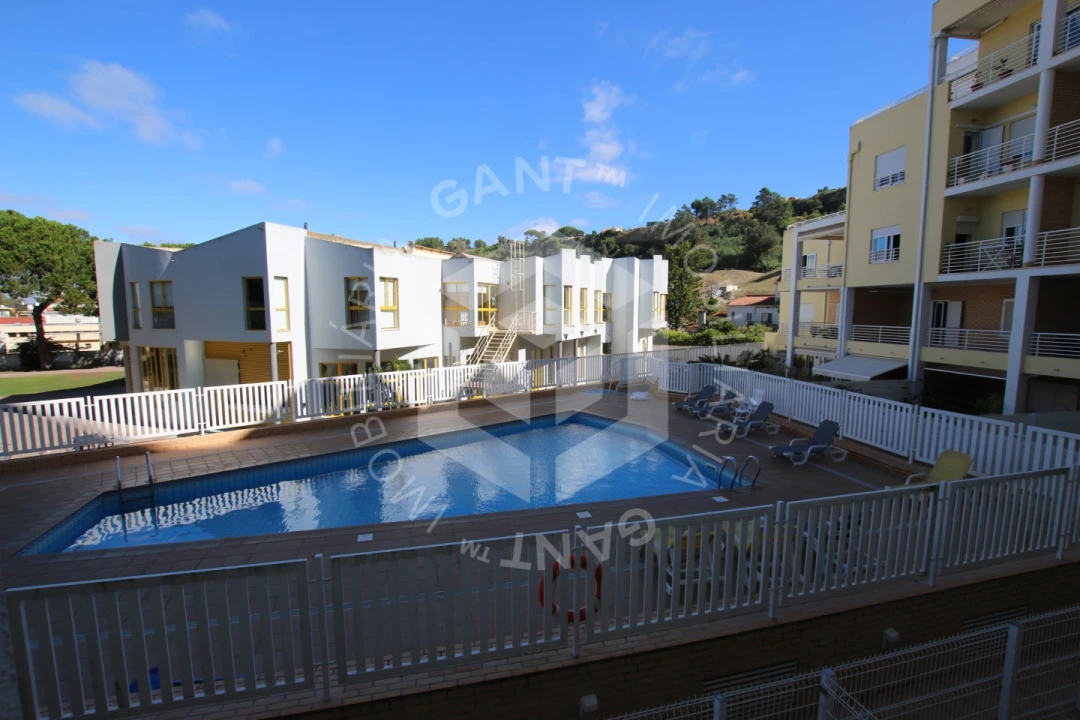 Apartamento T2 para Arrendamento em Costa da Caparica Foto 1