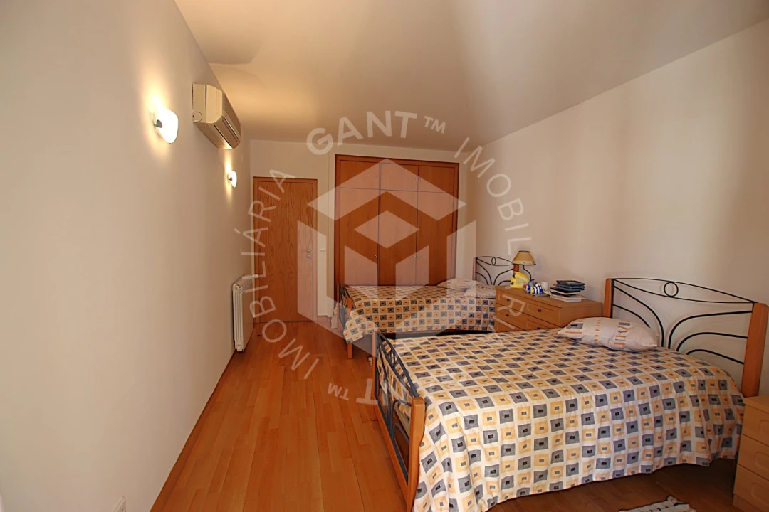 Apartamento T2 para Arrendamento em Costa da Caparica Foto 24