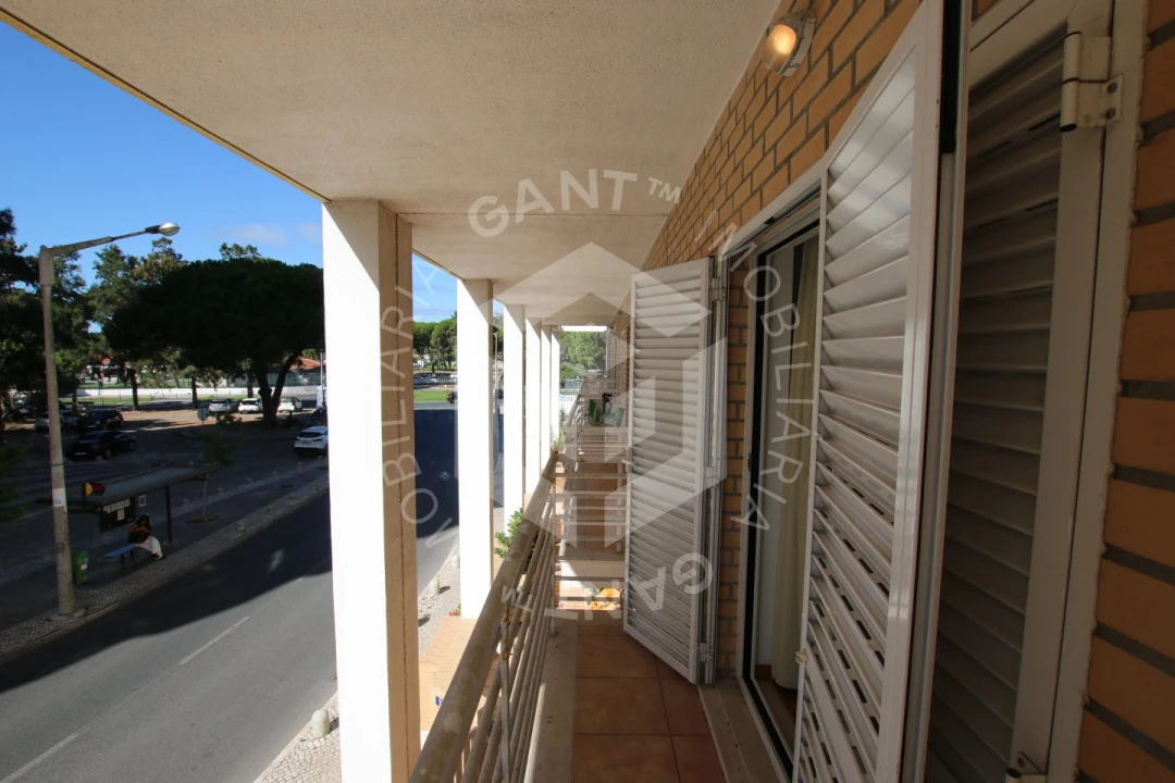 Apartamento T2 para Arrendamento em Costa da Caparica Foto 26