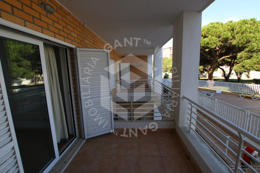 Apartamento T2 para Arrendamento em Costa da Caparica Foto 33