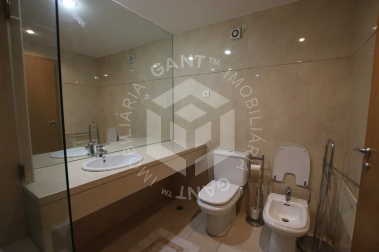Apartamento T2 para Arrendamento em Costa da Caparica Foto 27