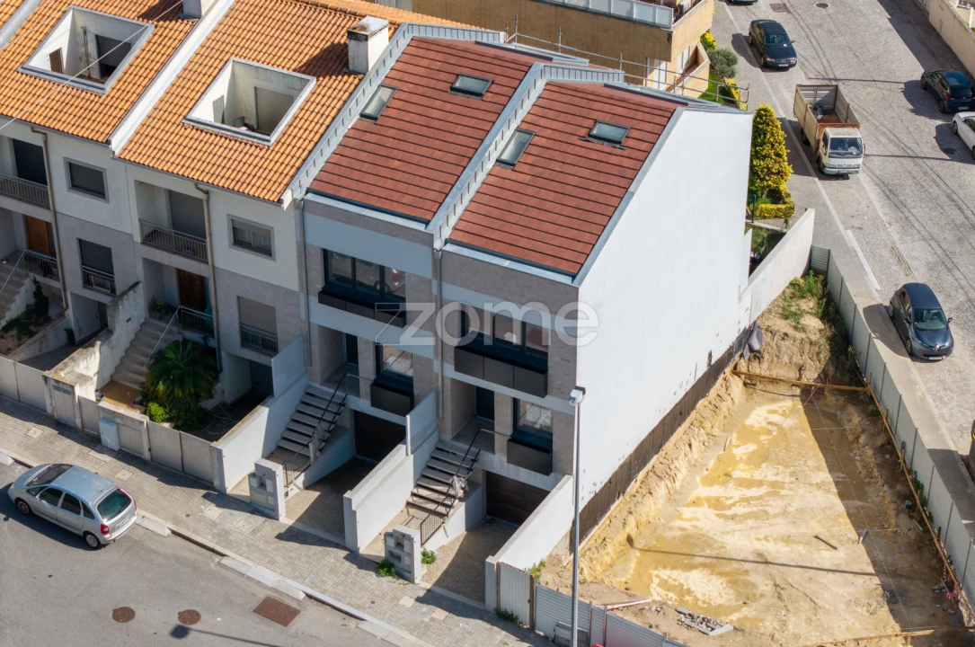 Moradia T4 para Venda em Custóias, Leça do Balio e Guifões Foto 7
