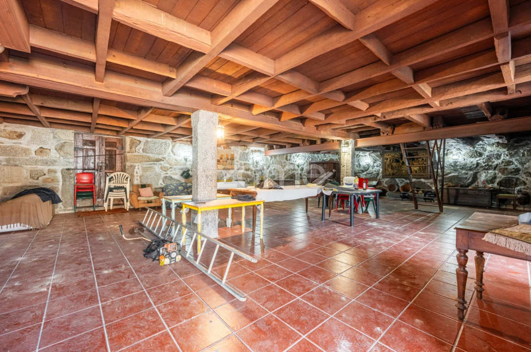 Quinta T8 para Venda em Pedreira, Rande e Sernande Foto 31