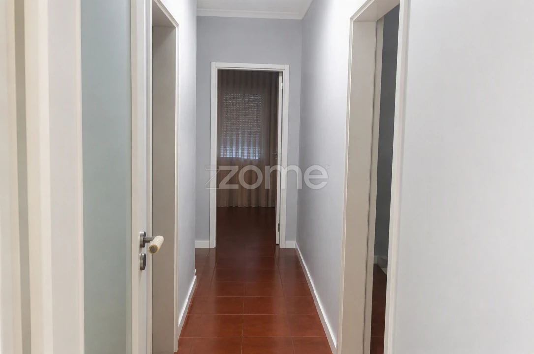 Apartamento T3 para Venda em Baltar Foto 9
