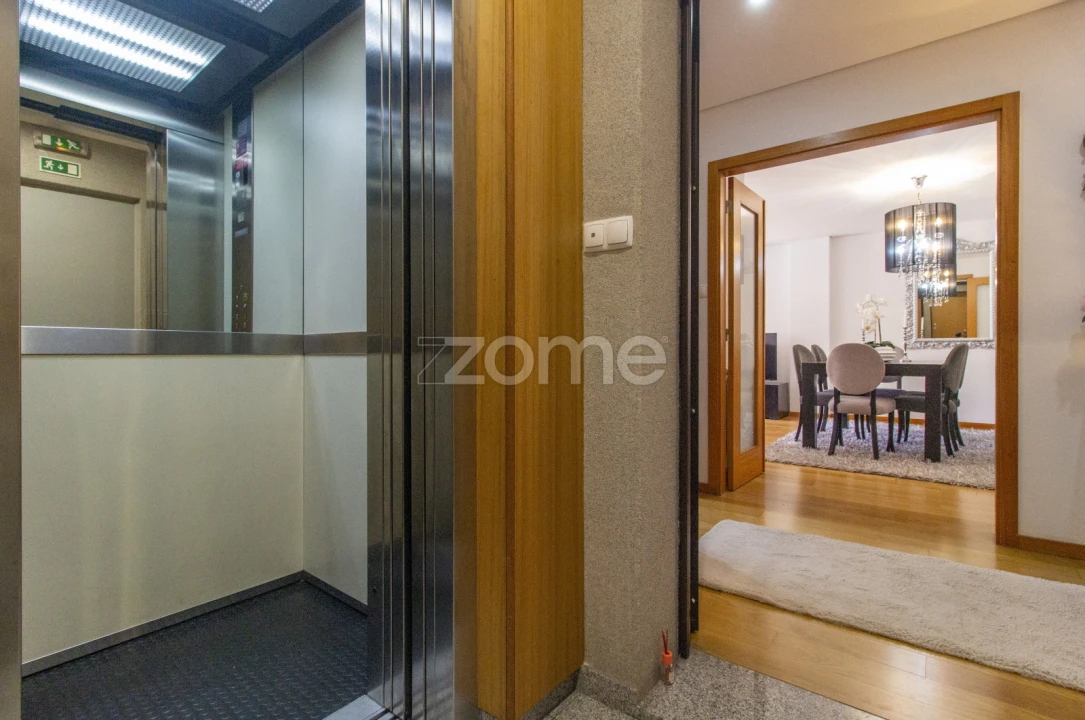 Apartamento T3 para Arrendamento em Ferreiros e Gondizalves Foto 3