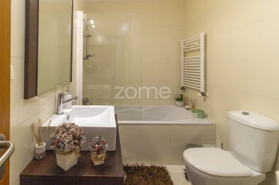 Apartamento T3 para Arrendamento em Ferreiros e Gondizalves