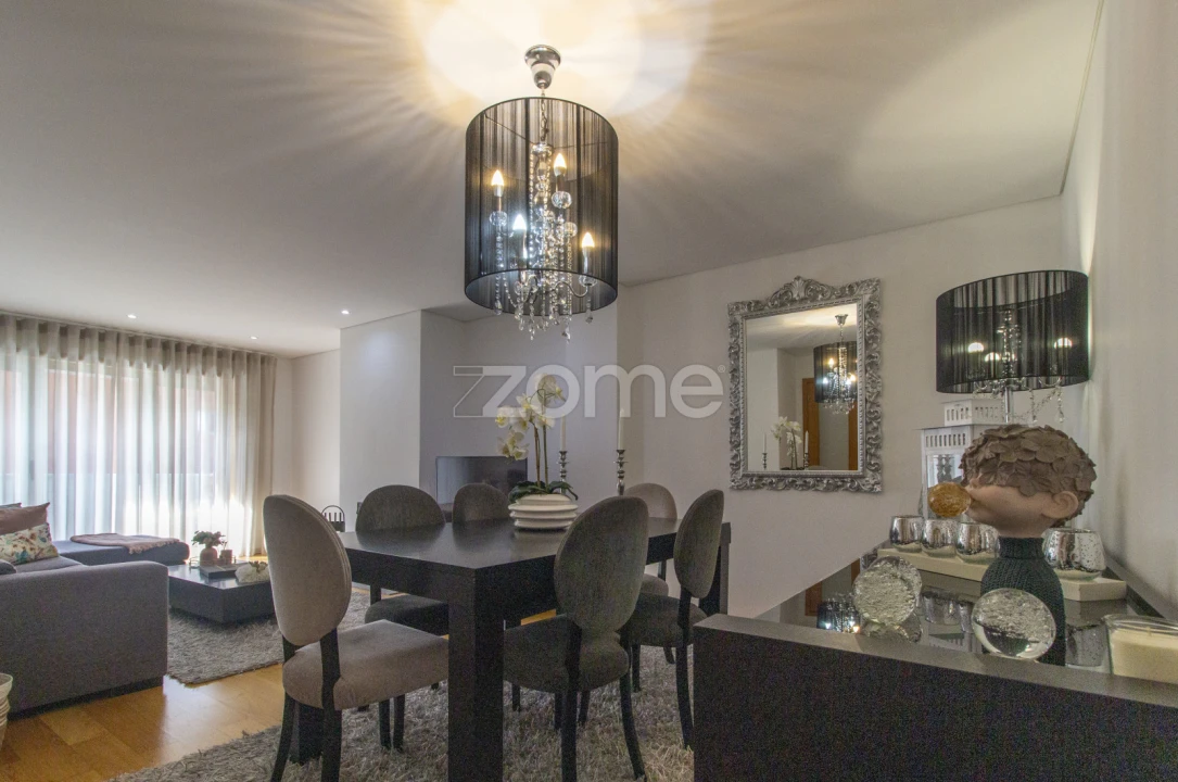 Apartamento T3 para Arrendamento em Ferreiros e Gondizalves Foto 1