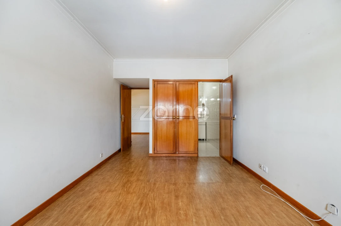 Apartamento T4 para Venda em Braga (Maximinos, Sé e Cividade) Foto 26