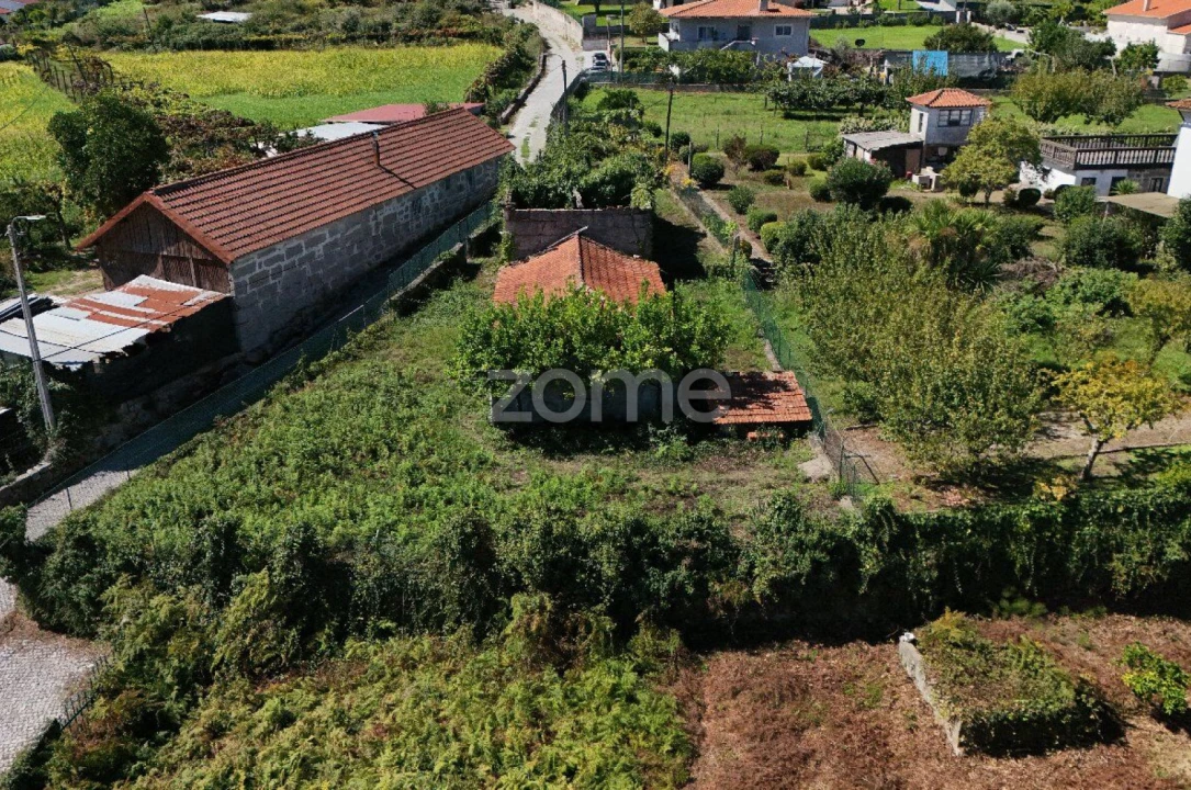 Moradia T3 para Venda em Ronfe Foto 5