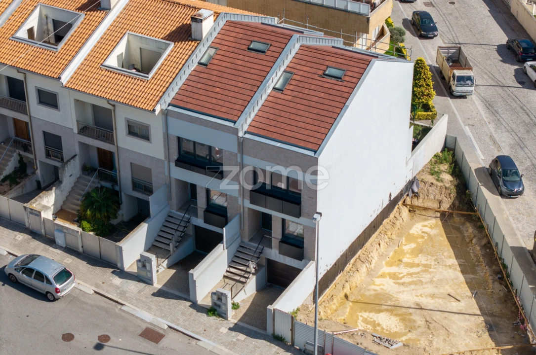Moradia T4 para Venda em Custóias, Leça do Balio e Guifões Foto 8