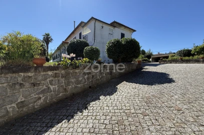 Moradia T6 para Venda em Sande Vila Nova e Sande São Clemente