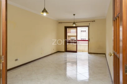 Apartamento T3 para Venda em Mafamude e Vilar do Paraíso