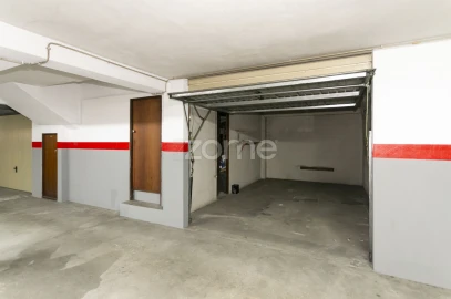 Apartamento T3 para Venda em Mafamude e Vilar do Paraíso