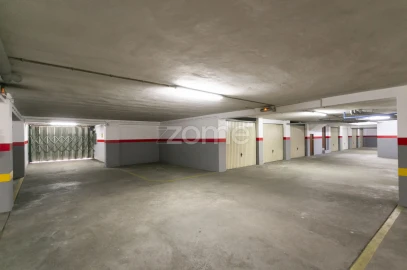 Apartamento T3 para Venda em Mafamude e Vilar do Paraíso